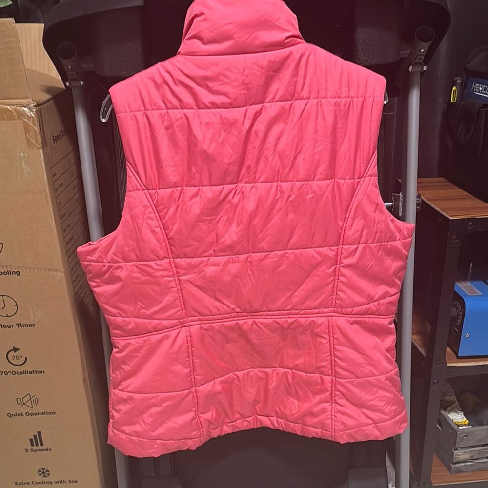 Pink Quilted Puffer Vest by New York & Company Size XL - Picture 6 of 8